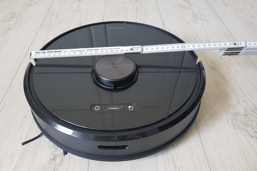 Roborock S6 измеряется рулеткой